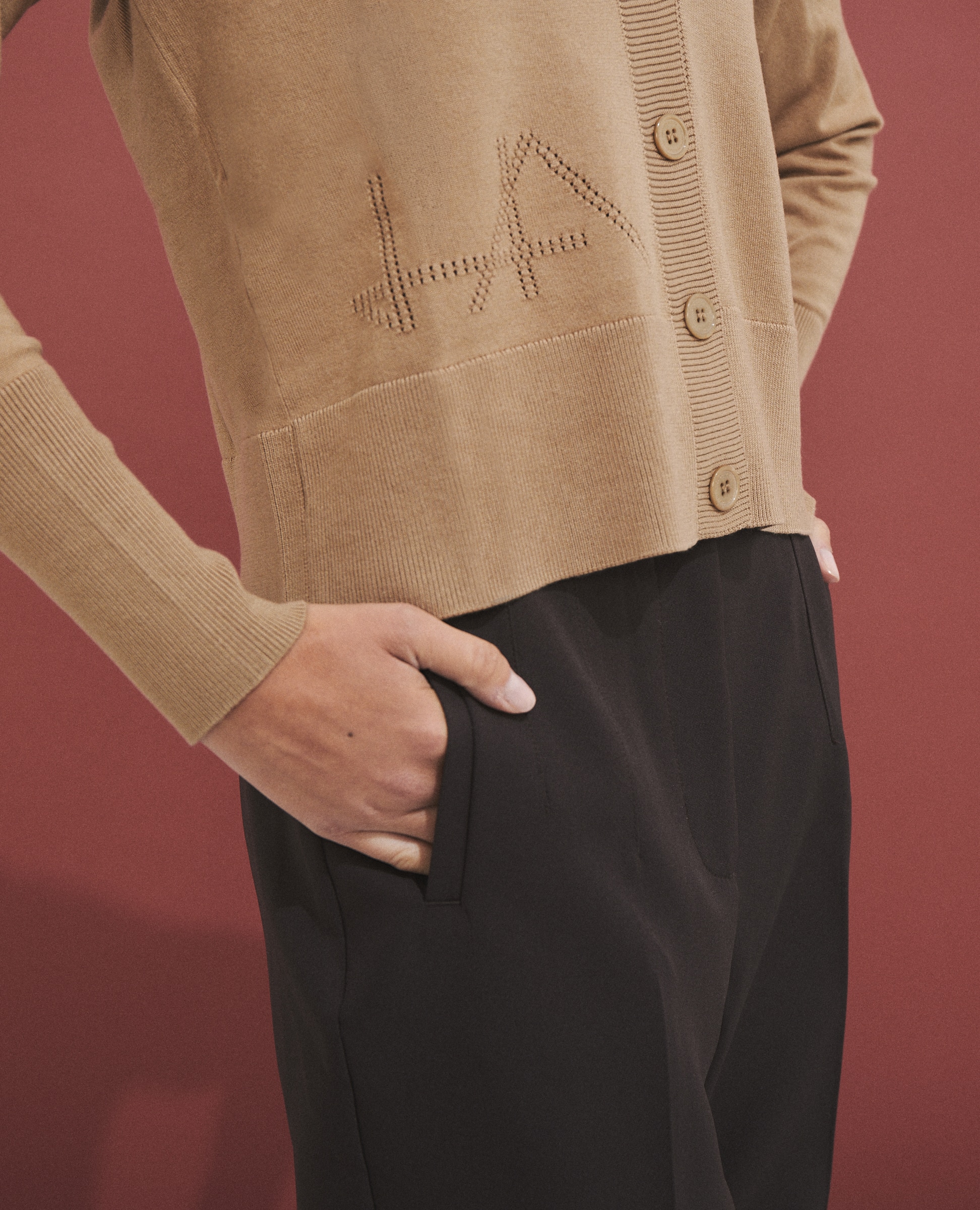 Pantalón de mujer de corte slim - Hannibal Laguna Collection - Marrón Marrón-3