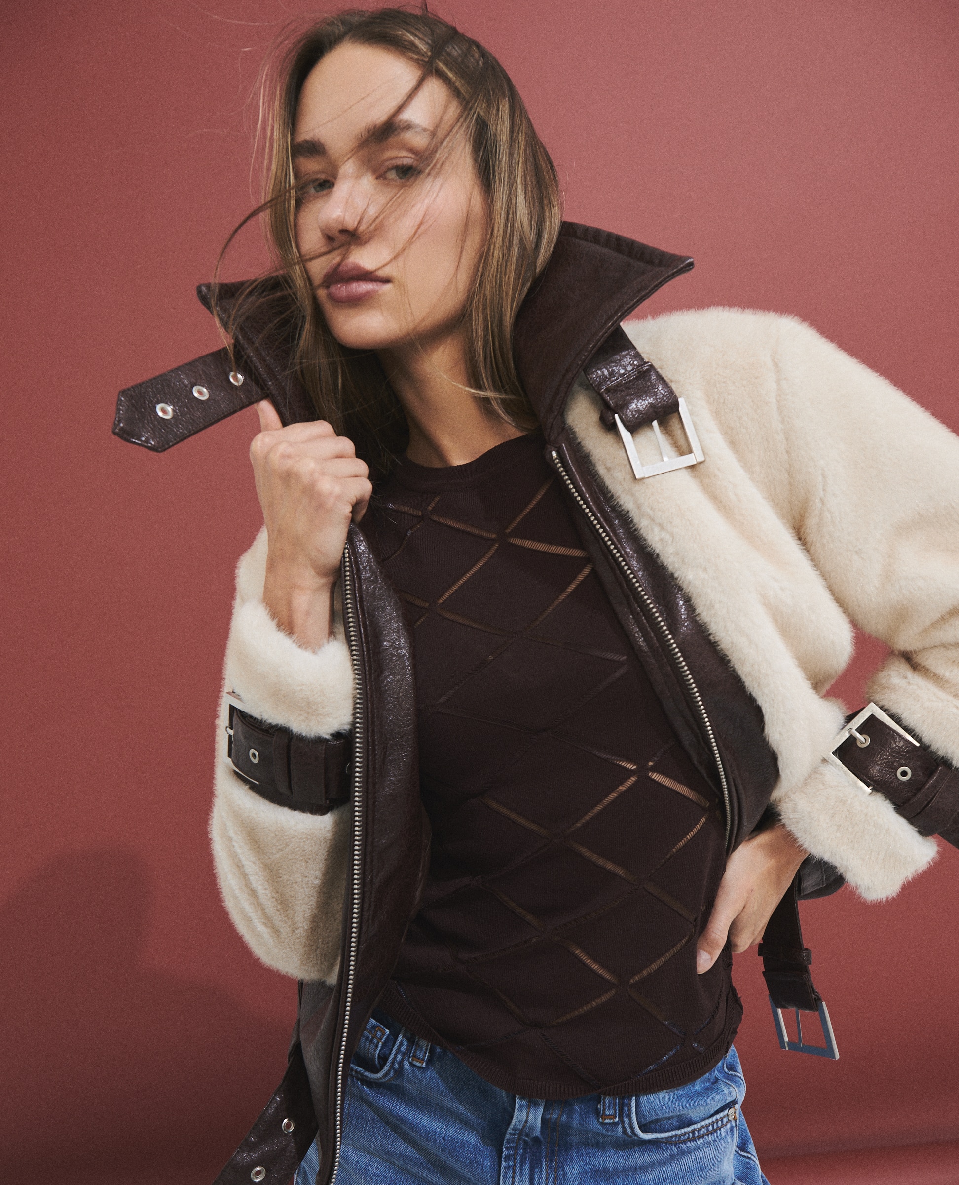 Imagen 3 de Chaqueta corta de mujer efecto pelo con cinturón y cierre de cremallera - Hannibal Laguna Collection - Multicolor Multicolor