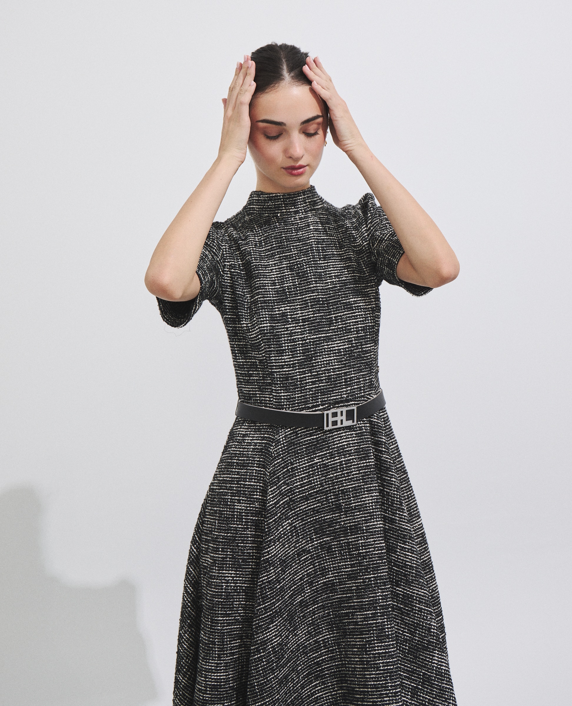 Imagen 2 de Vestido midi de tweed con cinturón reversible - Hannibal Laguna Collection - Negro Negro