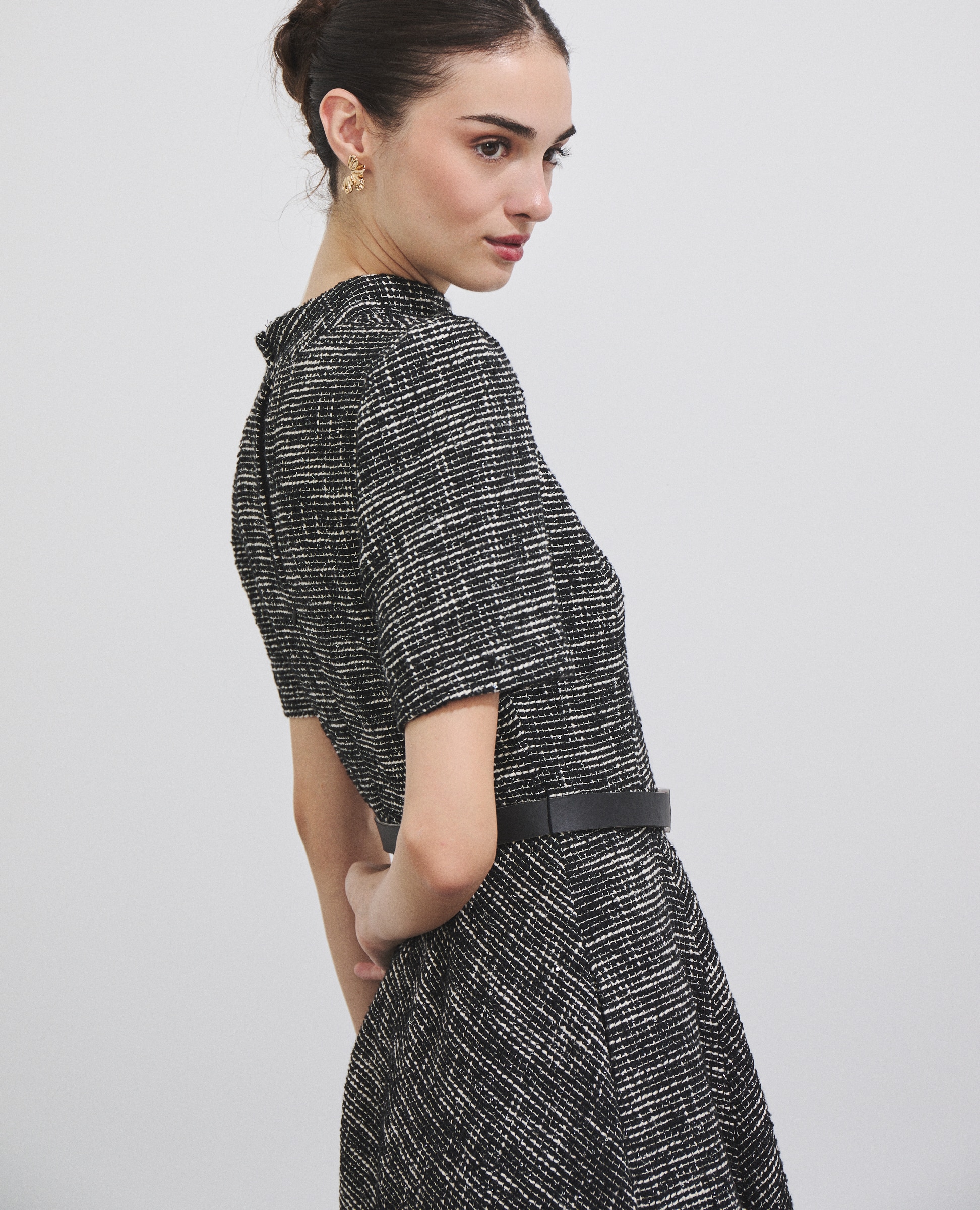 Imagen 4 de Vestido midi de tweed con cinturón reversible - Hannibal Laguna Collection - Negro Negro