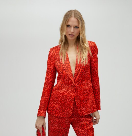 Imagen 0 de Blazer de mujer con botones y bolsillos