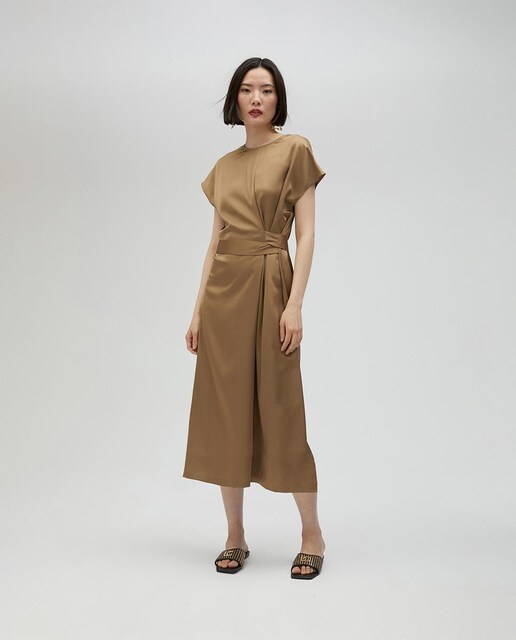 Imagen 0 de Vestido largo de manga corta