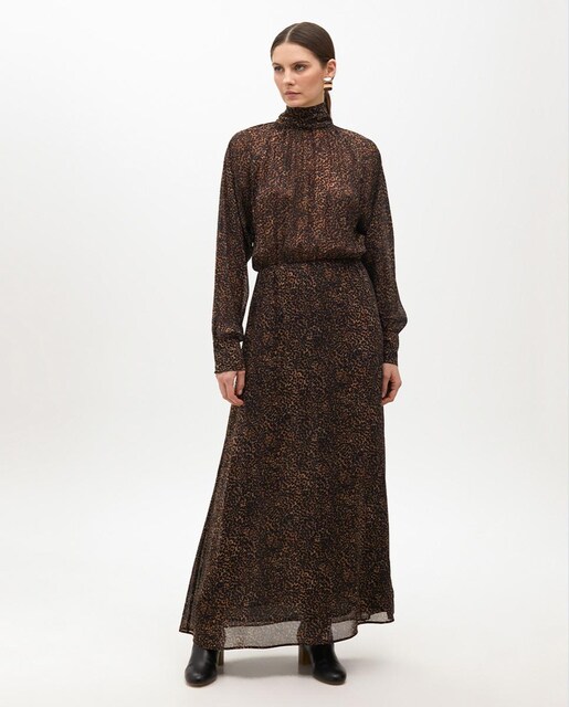 Imagen 0 de Vestido animal print con cuello alto