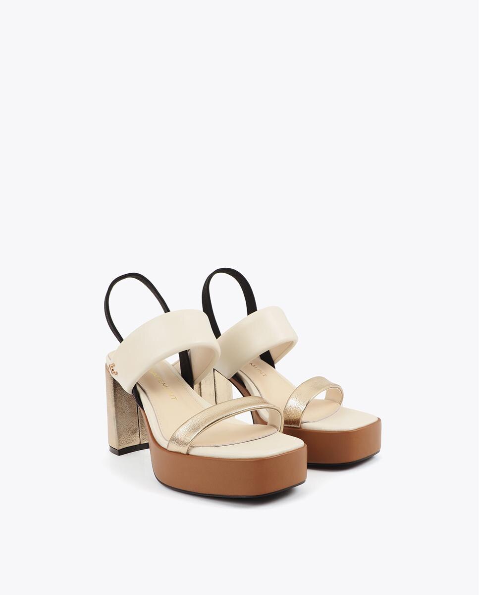 Sandalias de tacón metalizadas con tiras trenzadas - Lola Casademunt - Oro Oro-4