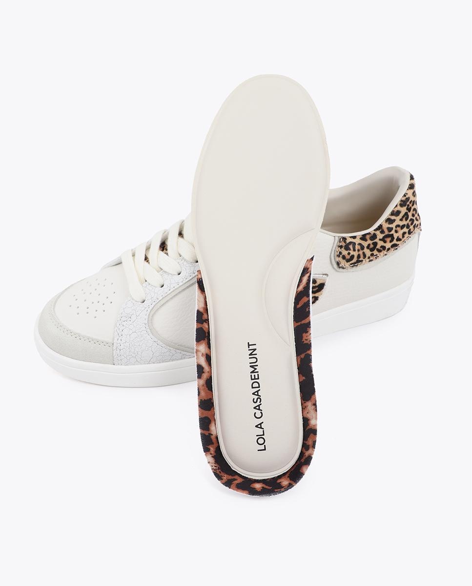 Zapatillas con cuña de mujer interna con detalles animal print - Lola Casademunt - Blanco Blanco-6