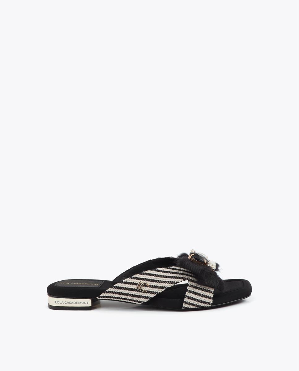 Lola Casademunt - Sandalias planas de mujer en tejido tipo canvas de rayas con lazo.