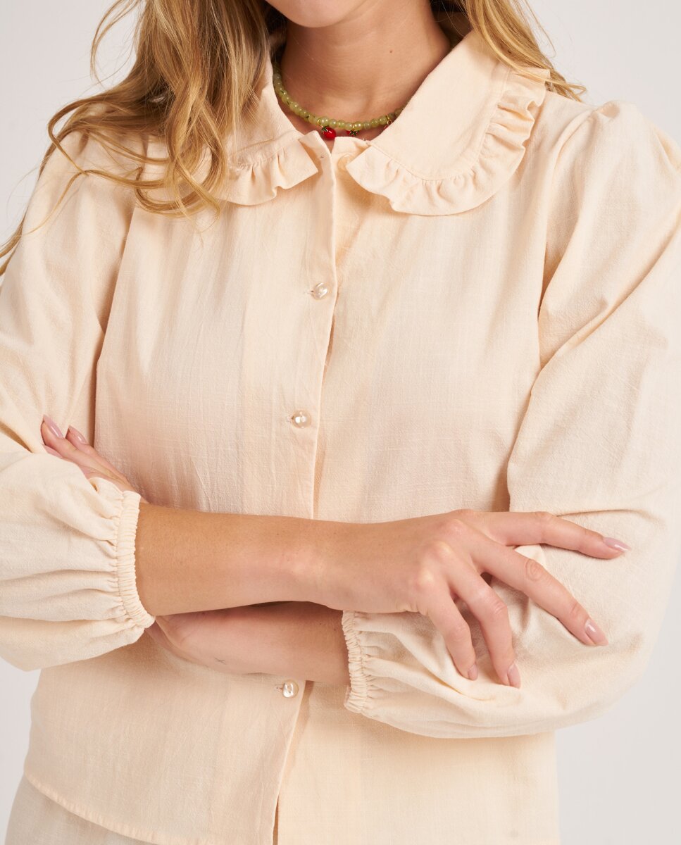 Camisa de manga larga con cuello de volantes de color mantequilla - Bohodot - Crudo Crudo-4
