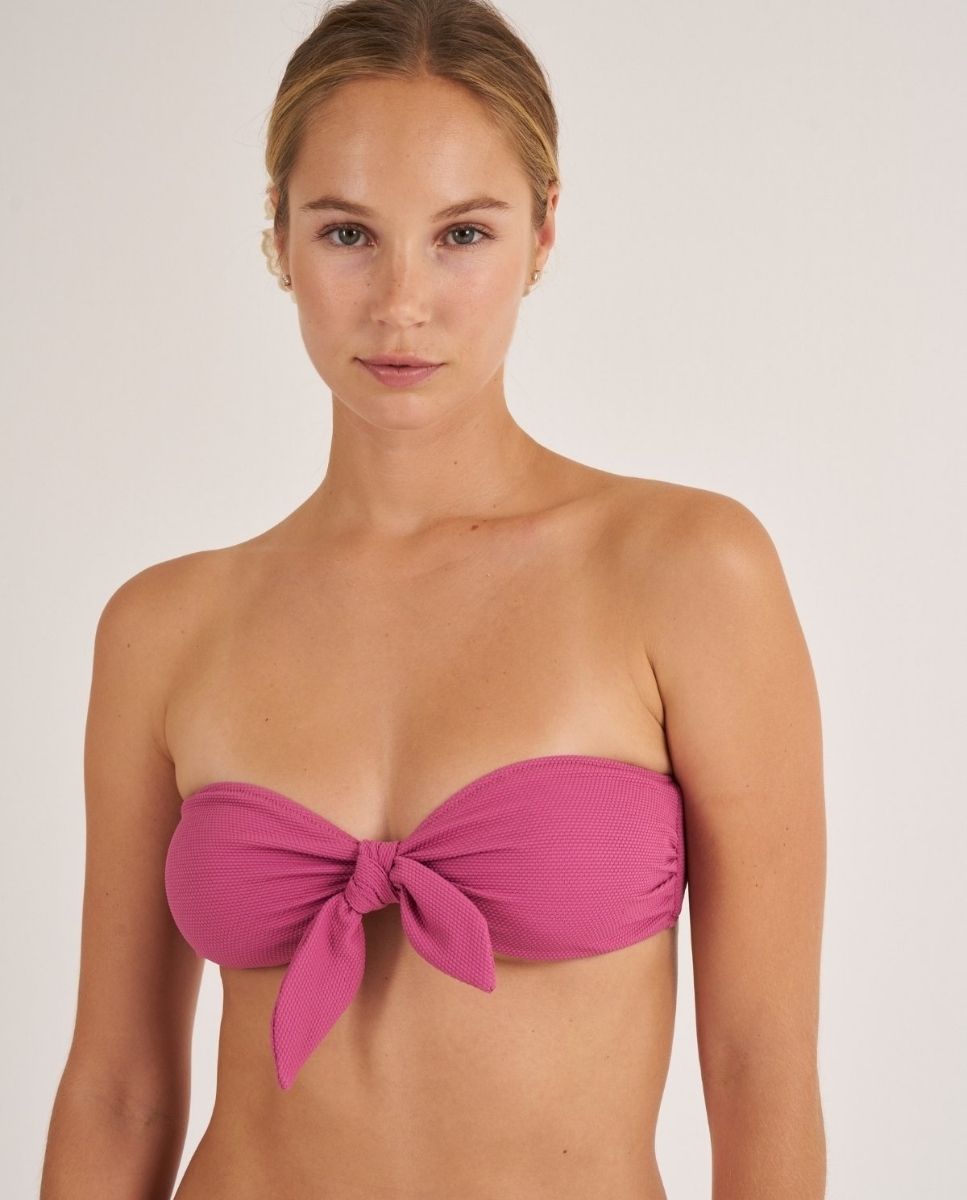 Top de bikini bandeau en tejido piqué y un lazo en el centro. - Bohodot - Rosa claro Rosa claro-1