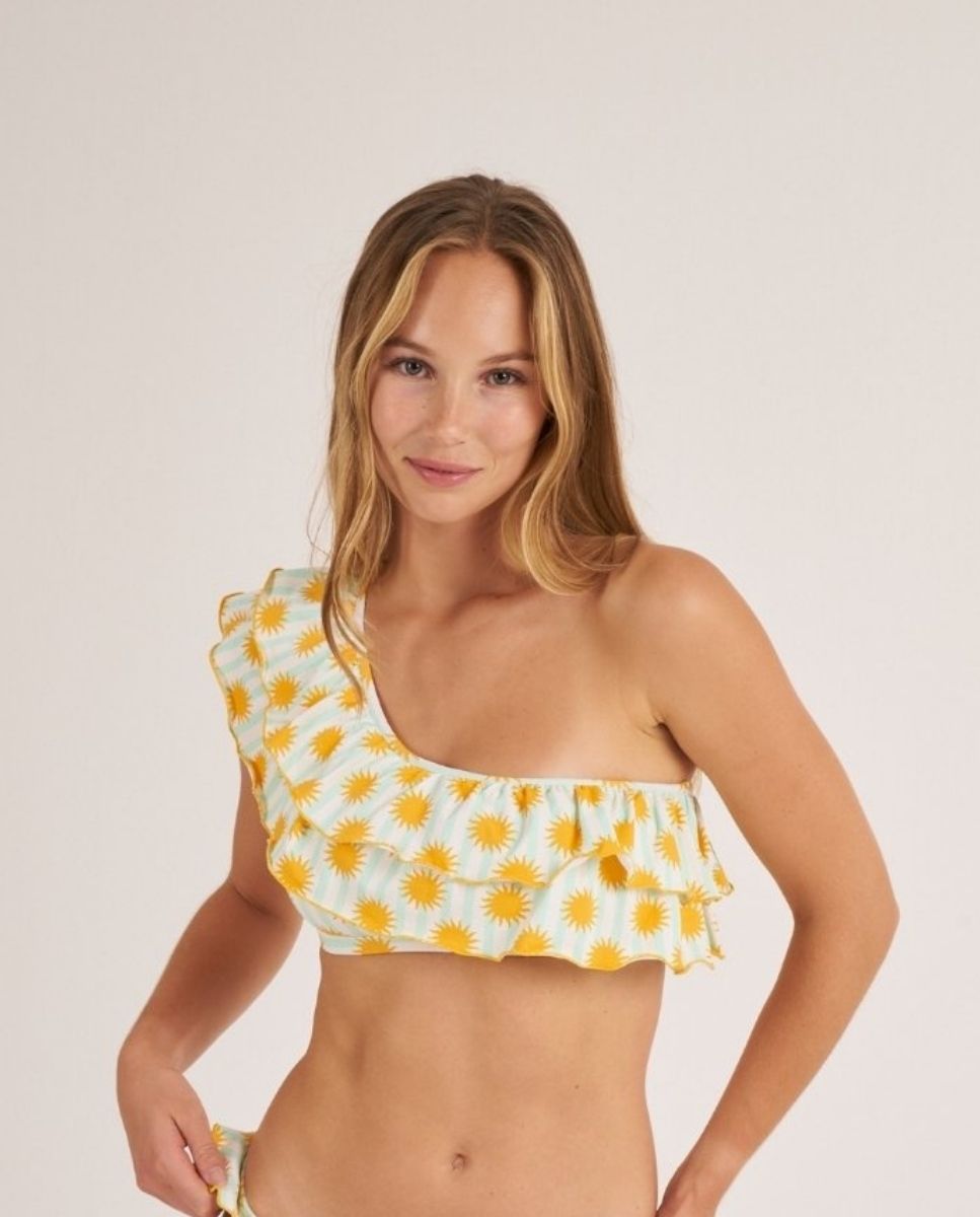 Top de bikini asimétrico con volante y estampado de soles. - Bohodot - Verde Agua Verde Agua-1