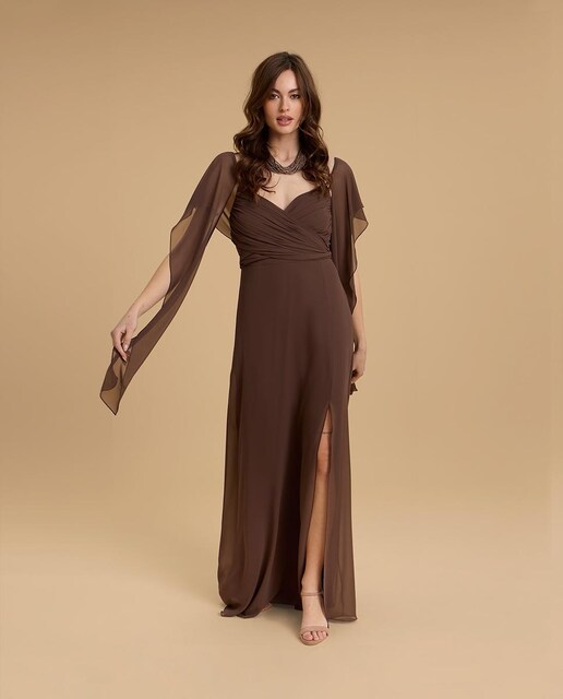 Imagen 0 de Vestido largo con escote cruzado plisado