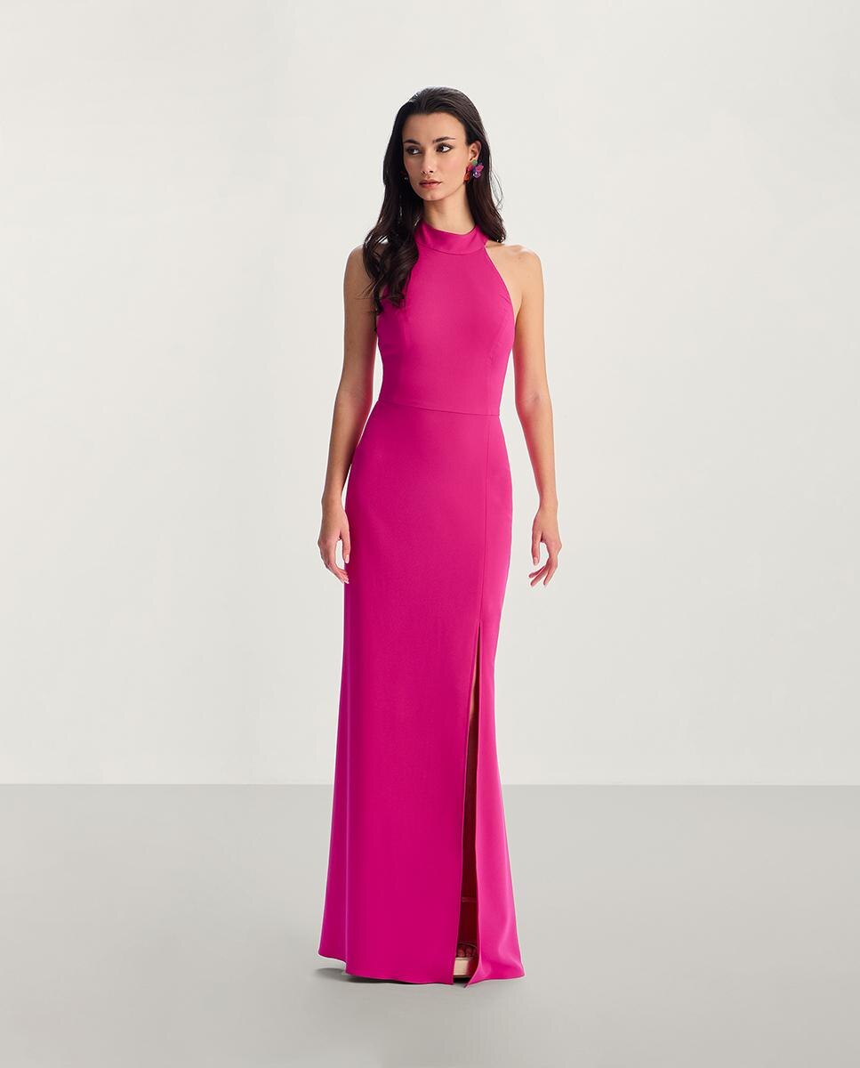 Veneno en la piel - Vestido largo con apertura lateral y cuello halter.