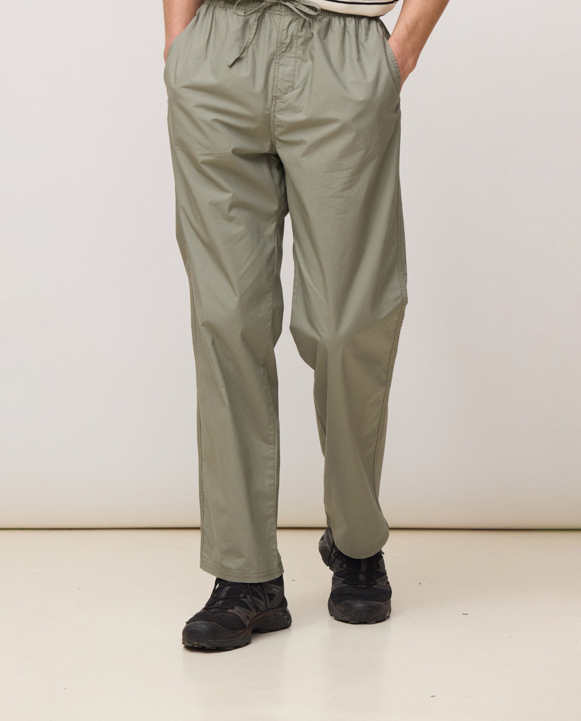 Blue Banana - Pantalón jogger de hombre high olive.