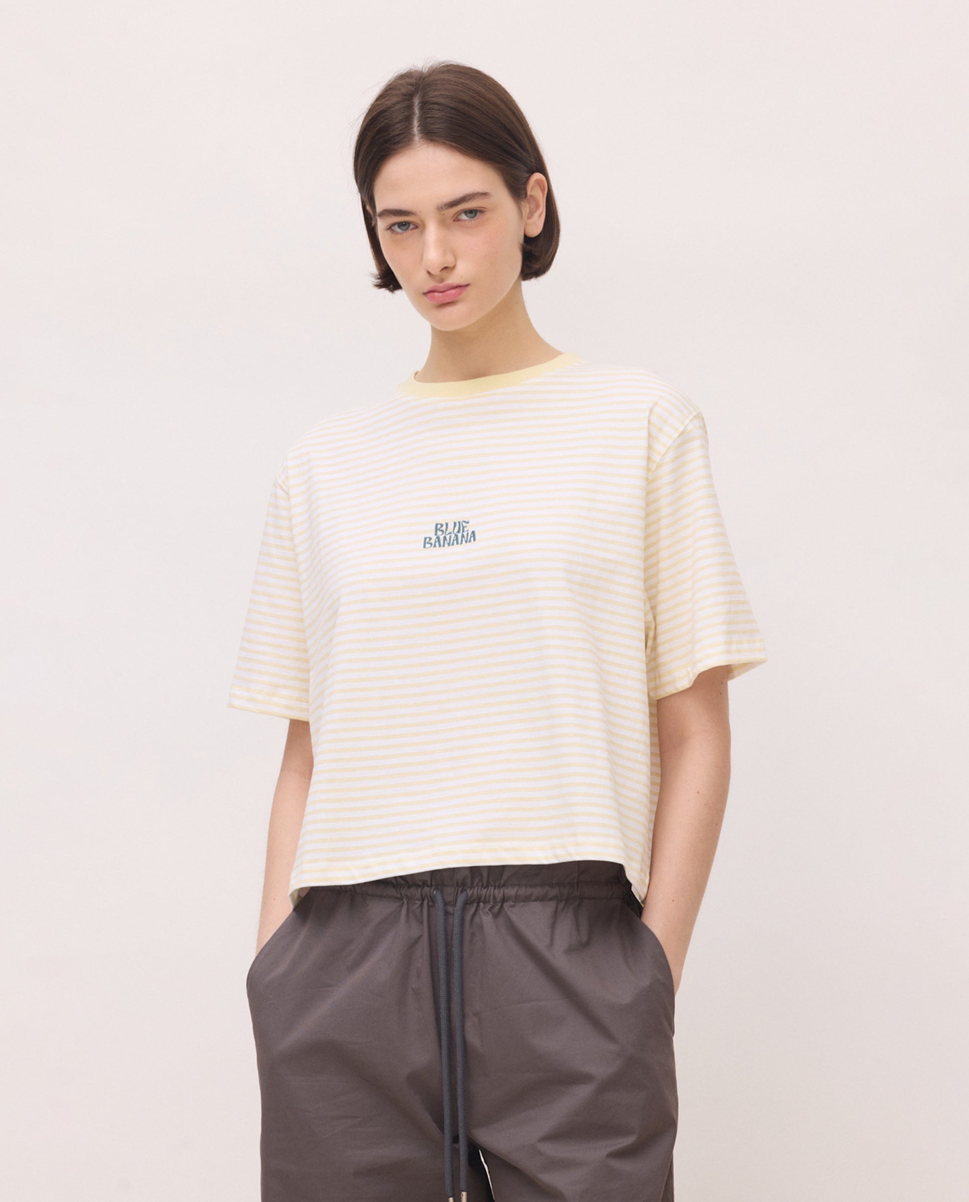 Blue Banana - Camiseta de mujer de algodón stripes light yellow.