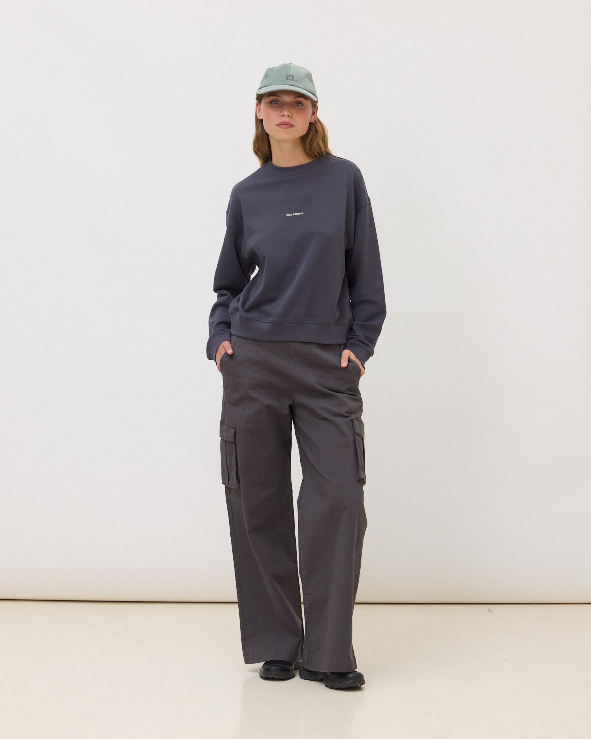 Sudadera de mujer de 100% algodón orgánico nature antracita - Blue Banana - Acacia / Antracita Acacia / Antracita-3