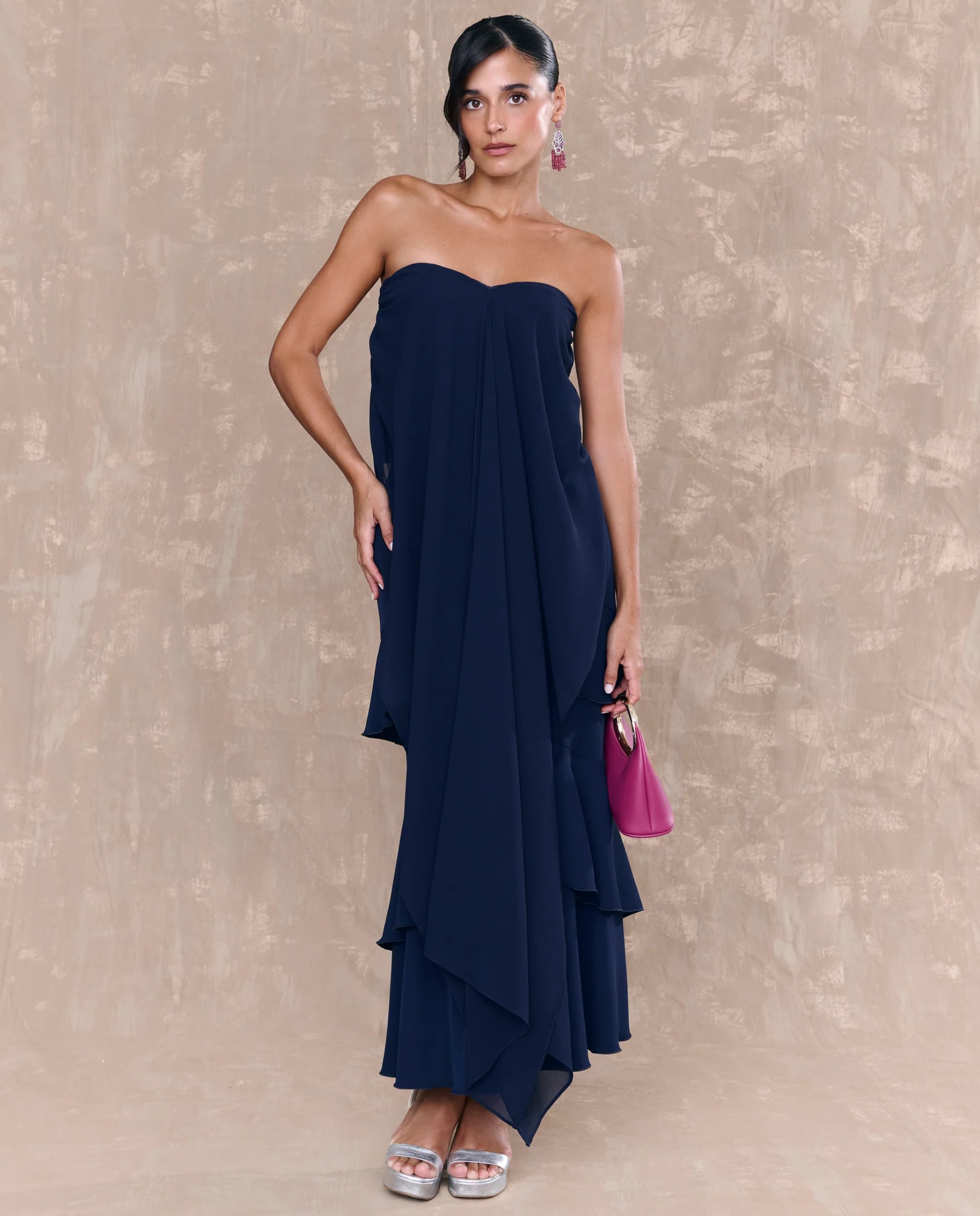Falda midi con volantes superpuestos