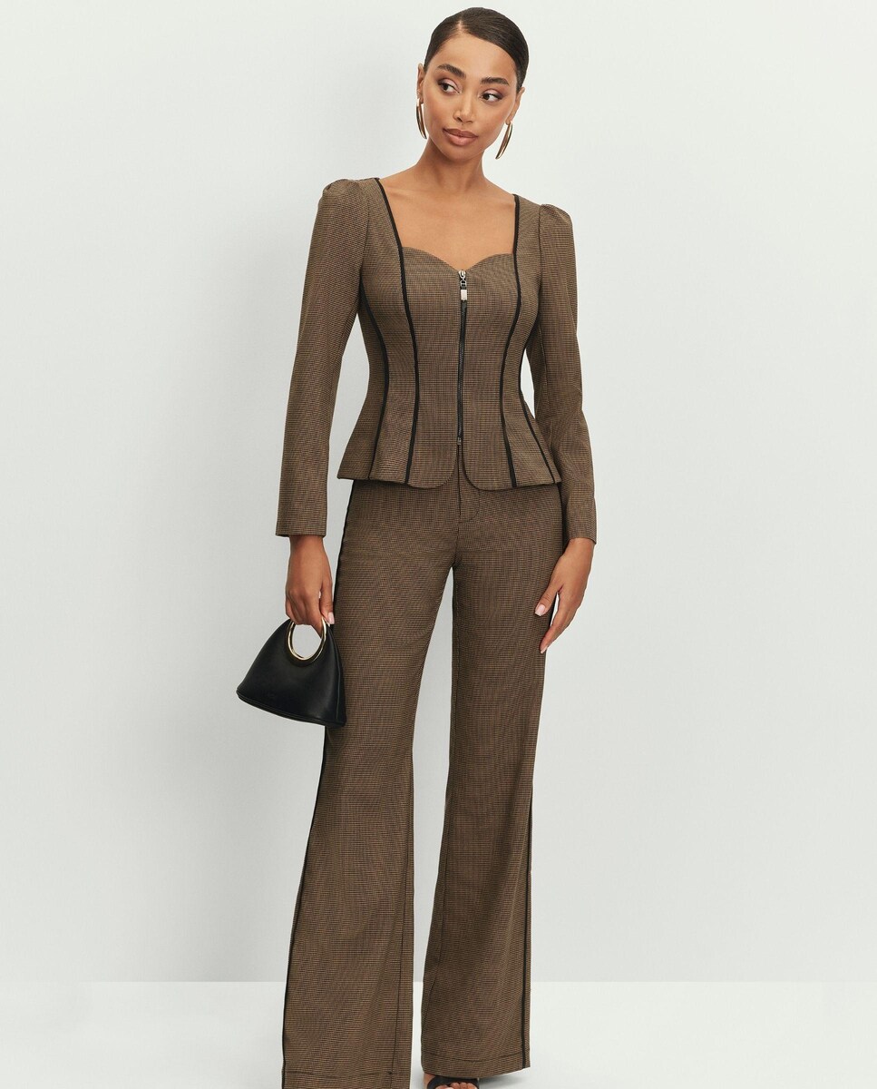 Pantalón de vestir de mujer en pata de gallo acampanado · MIPHAI