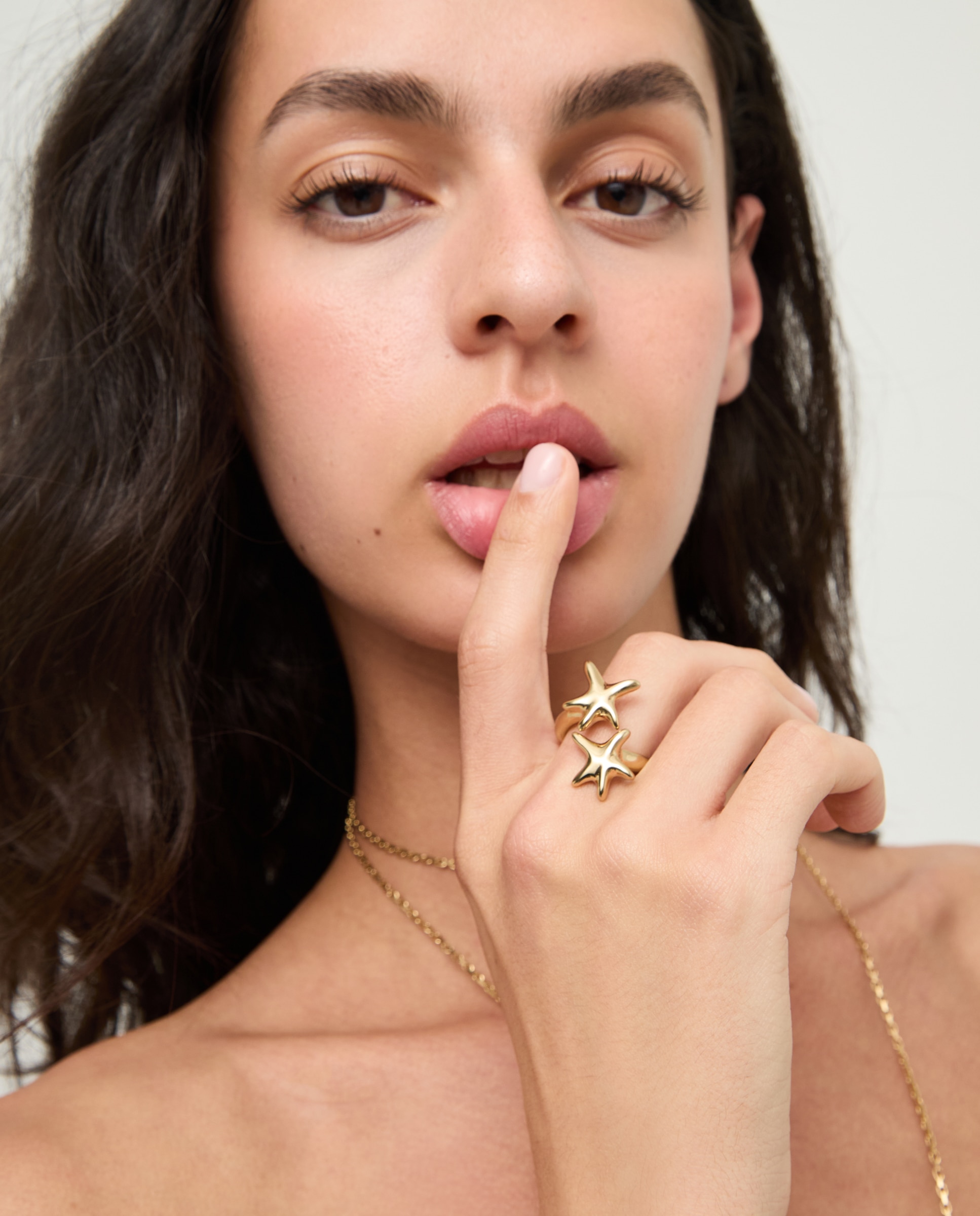 Anillo bañado en 18k con dos estrellas - UNO de 50 - Oro Oro-3