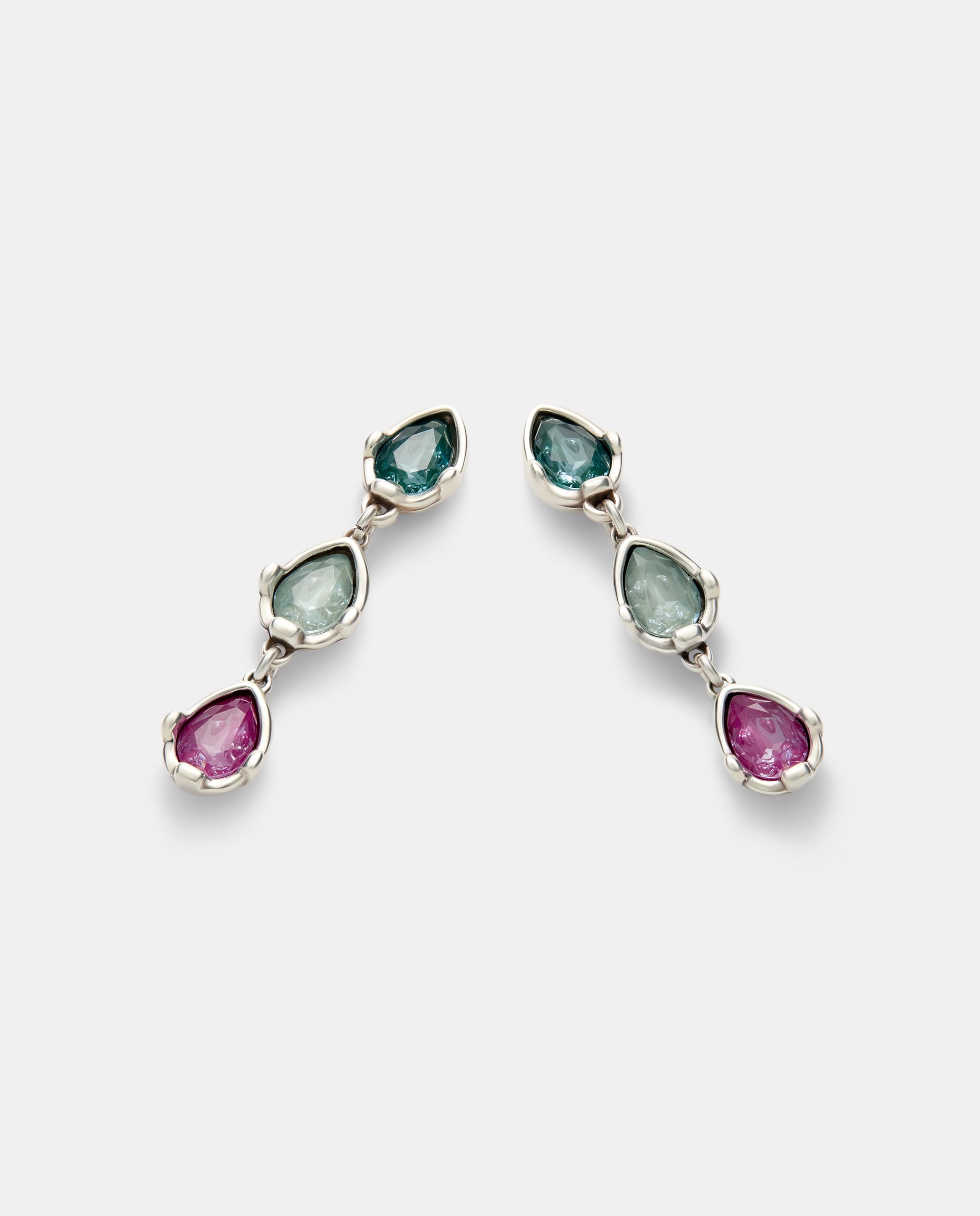 Imagen 2 de Pendientes largos bañado con tres cristales facetados - UNO de 50 - Multicolor Multicolor
