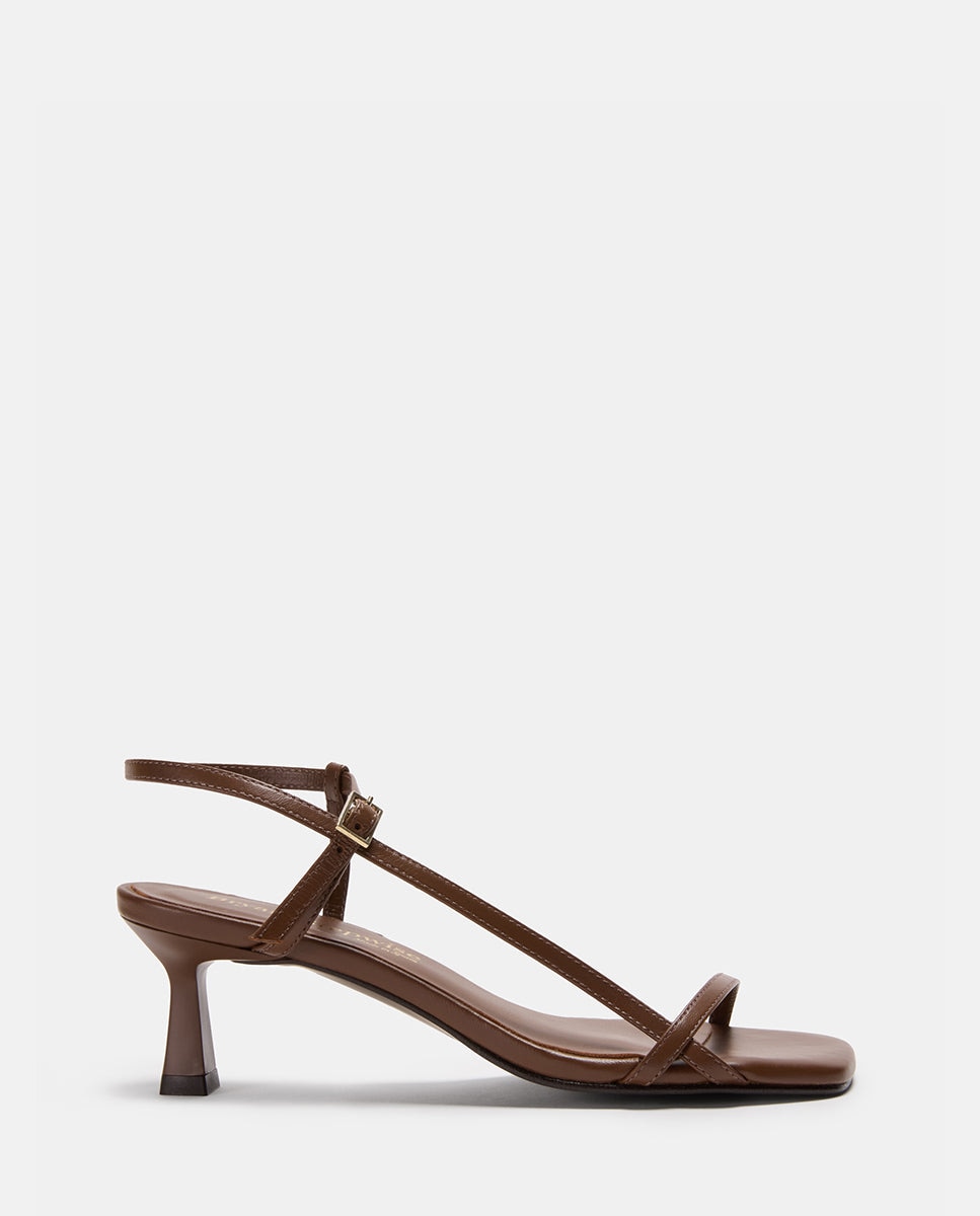 Sandalias de tacón de mujer de piel