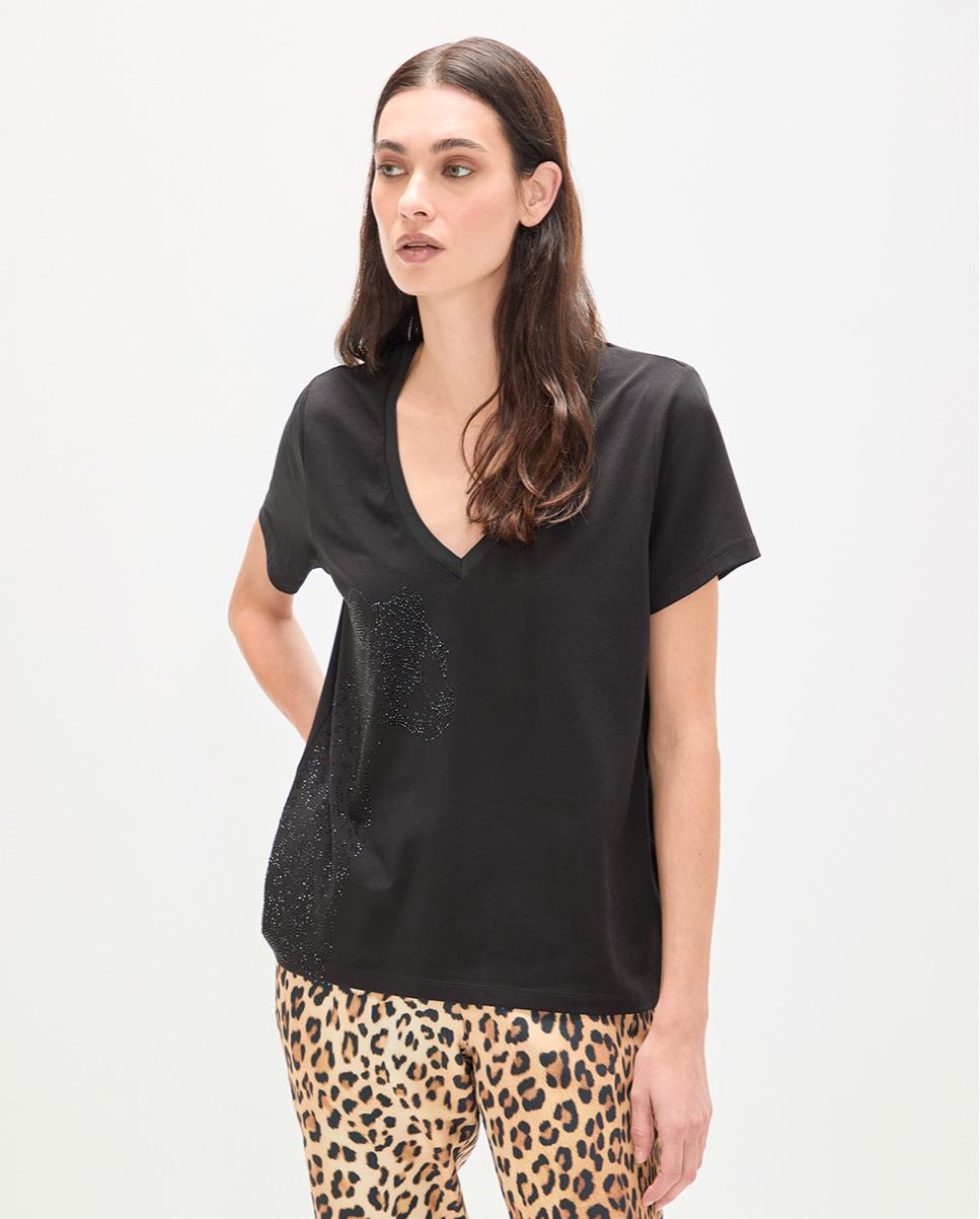 Lola Casademunt - Camiseta de mujer con escote pico y strass.
