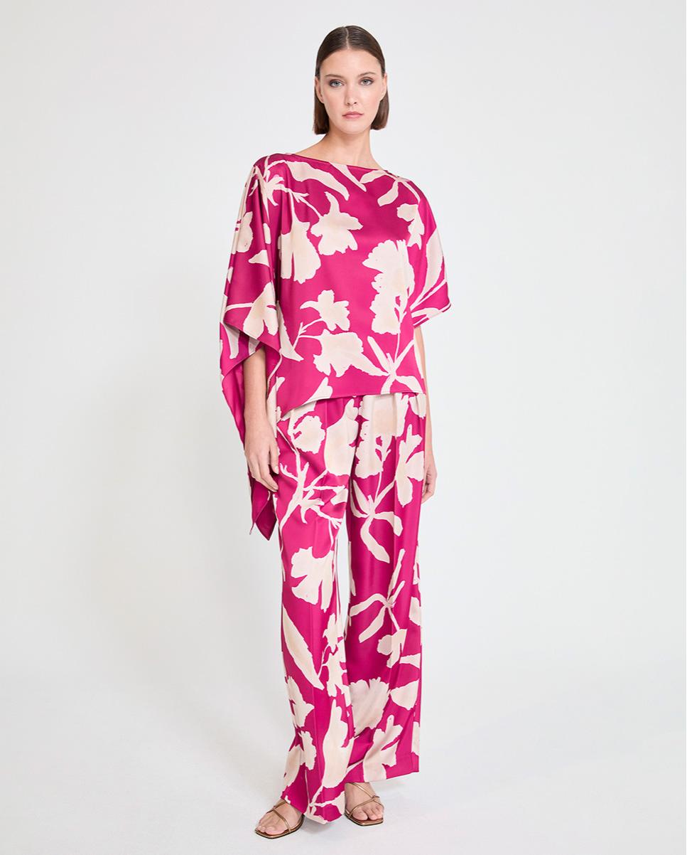 Blusa de mujer estampada con manga asimétrica - Lola Casademunt - Fucsia Fucsia-4
