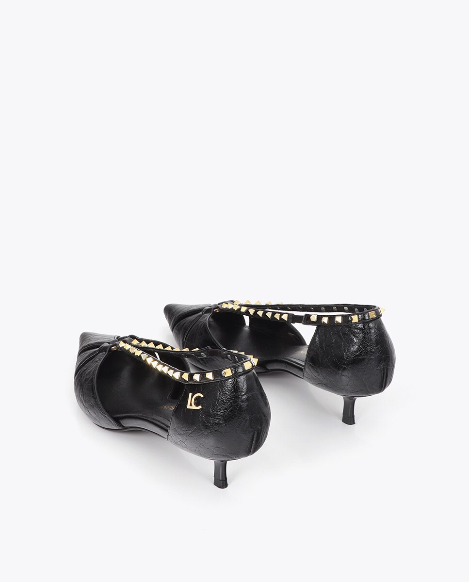 Zapatos de salón de mujer semi abierto con ribete de tachas cuadradas - Lola Casademunt - Negro Negro-2
