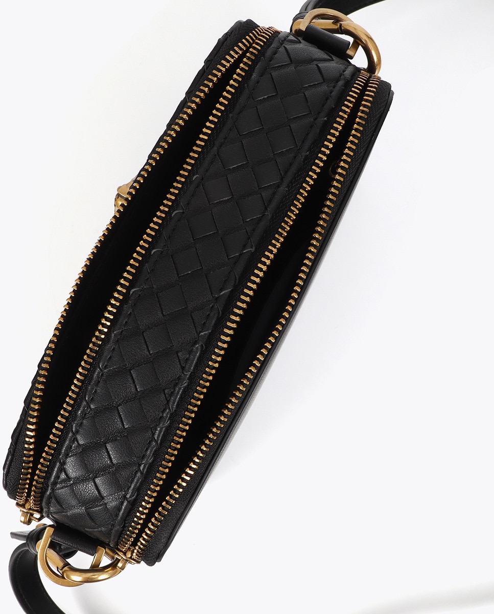 Bandolera rectangular material trenzado con detalles dorados - Lola Casademunt - Negro Negro-5