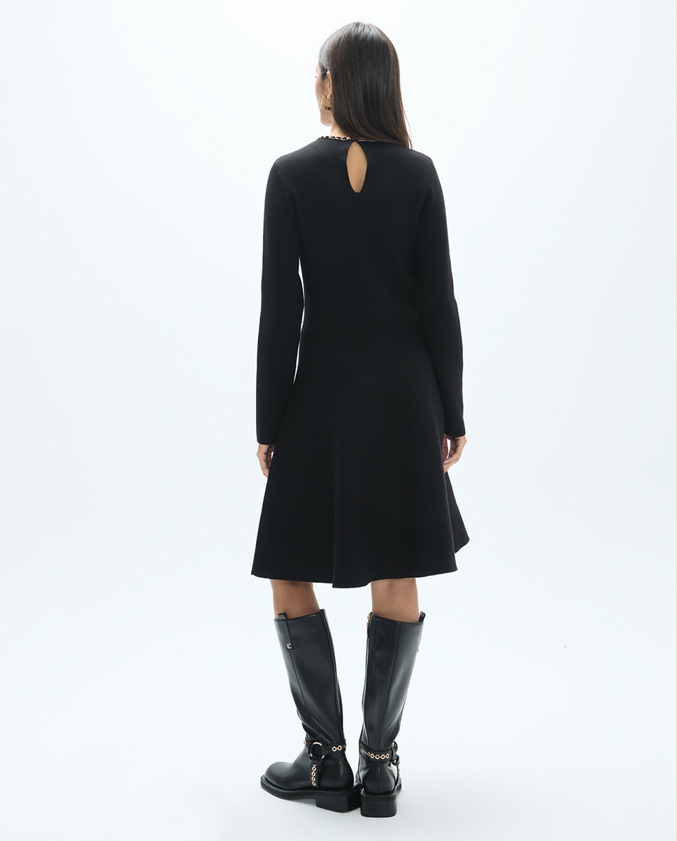 Vestido de punto corto con detalle de cadenas - Lola Casademunt - Negro Negro-4