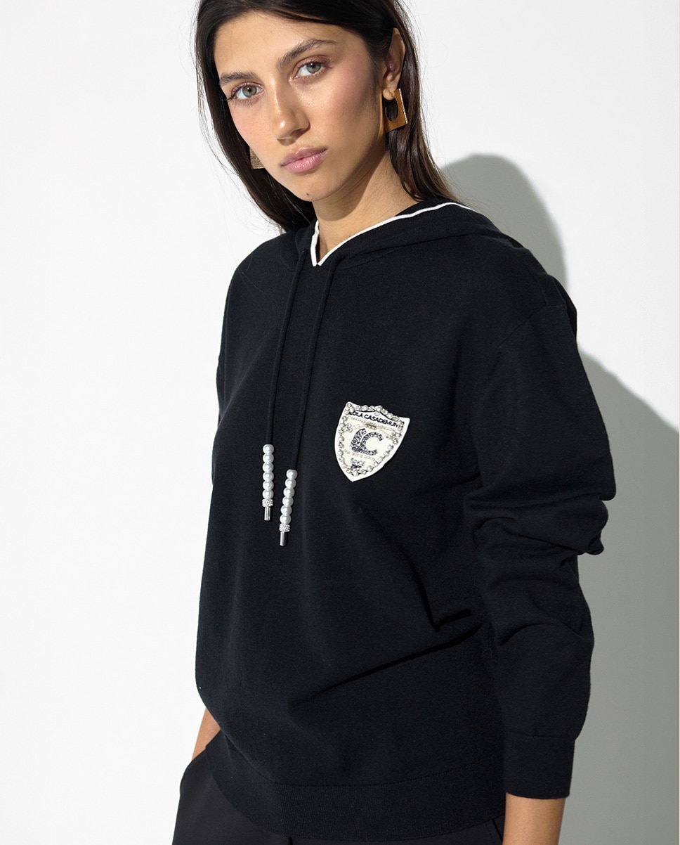 Jersey de mujer con capucha parche perlas - Lola Casademunt - Negro Negro-2