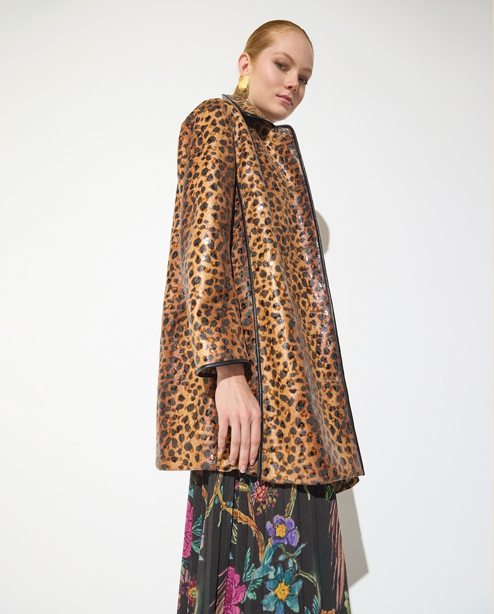 Gabardina de mujer estampado leopardo en tejido revestido - Lola Casademunt - Marrón Marrón-3