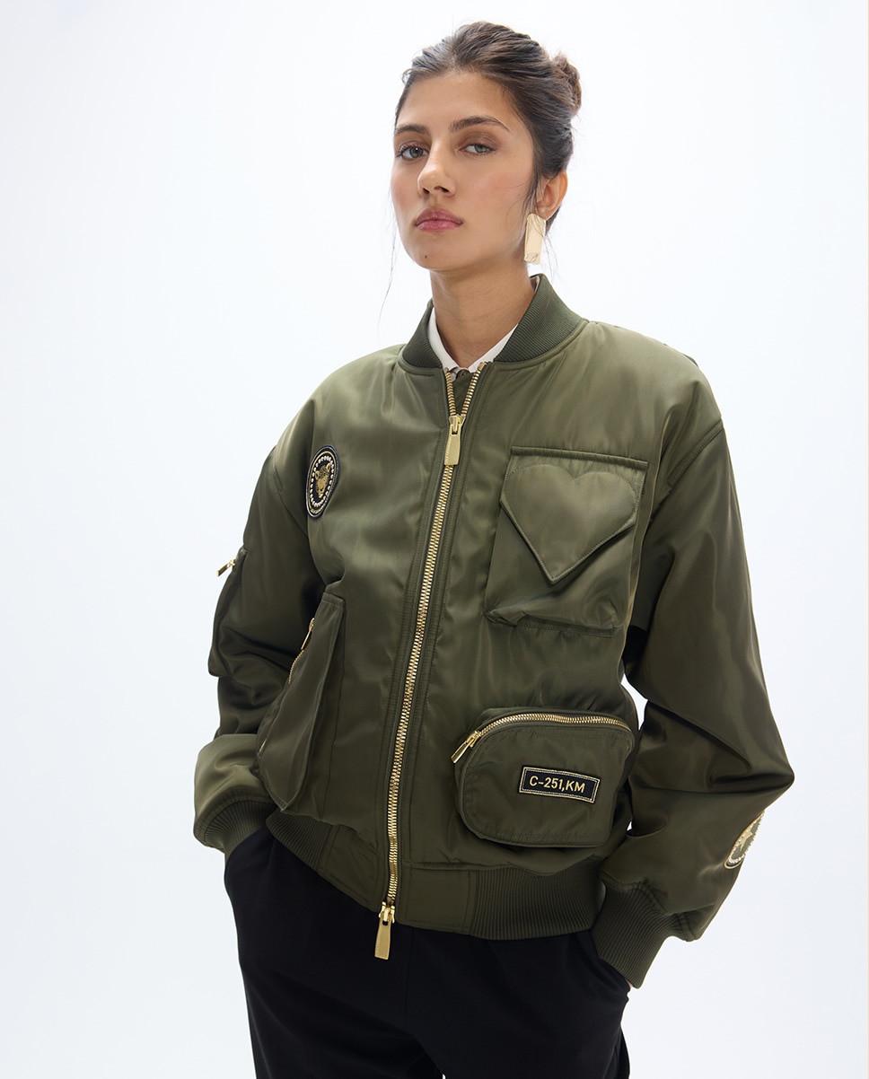 Cazadora bomber de mujer estilo militar parches - Lola Casademunt - Verde militar Verde militar-1