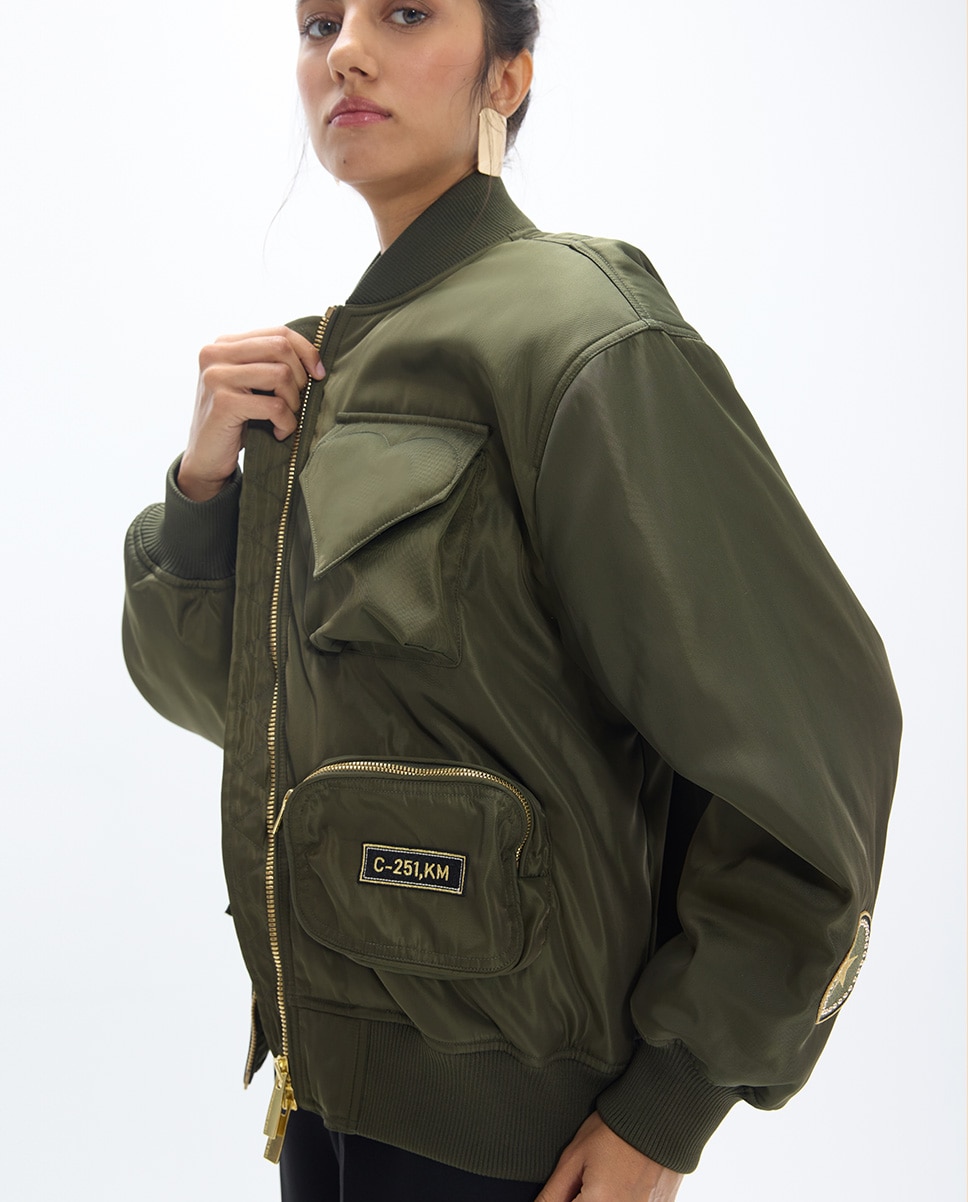 Cazadora bomber de mujer estilo militar parches - Lola Casademunt - Verde militar Verde militar-3