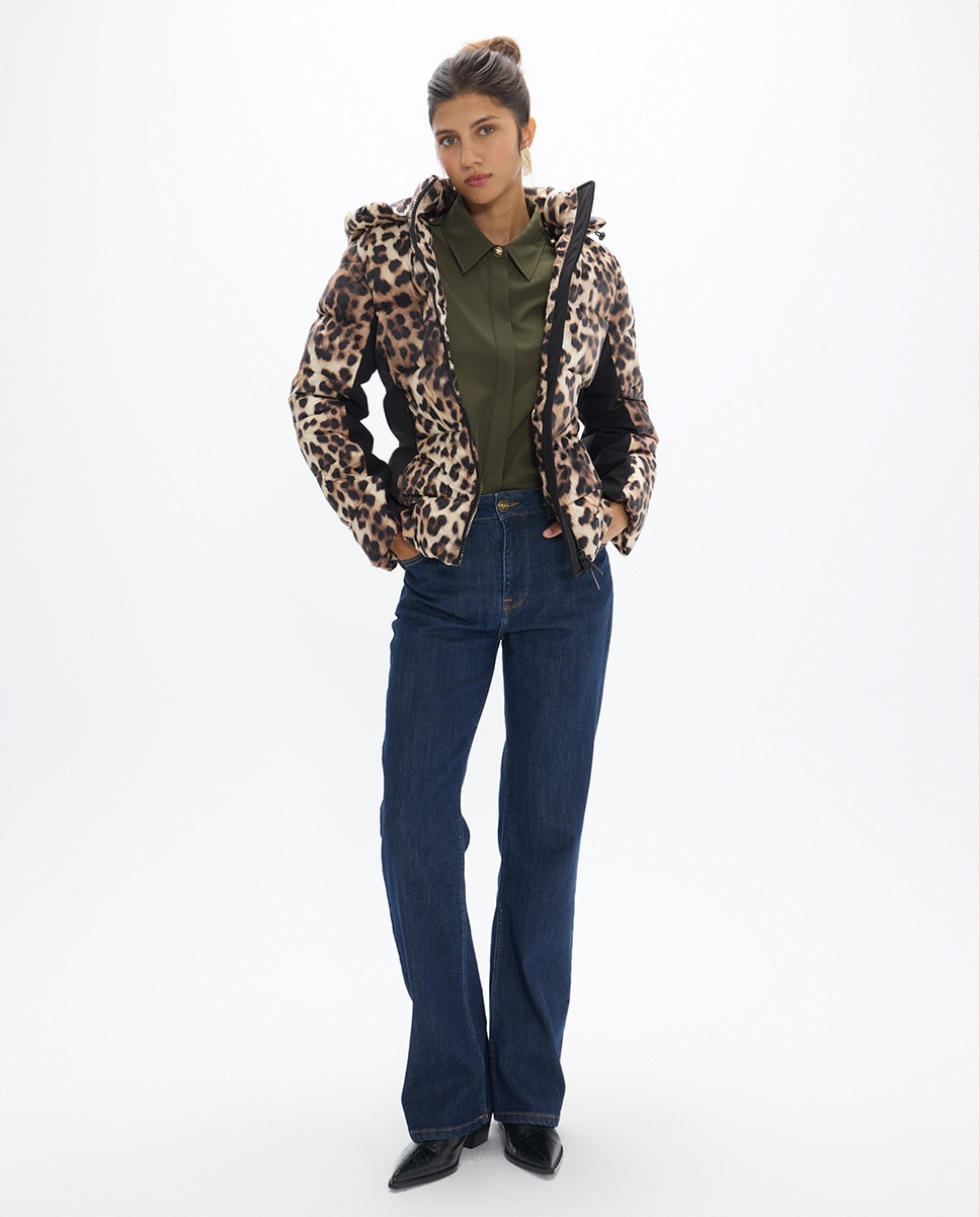 Plumífero de mujer entallado con capucha estampado leopardo - Lola Casademunt - Multicolor Multicolor-5