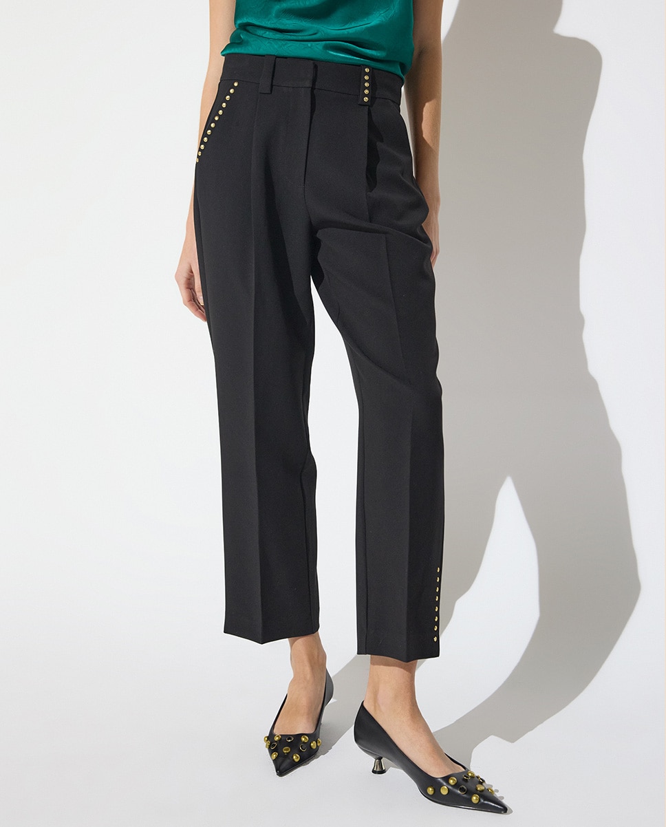 Imagen 0 de Pantalón de vestir de mujer con tachas en bolsillo y trabillas see you Negro