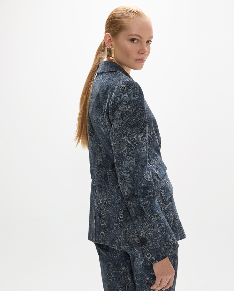 Americana de mujer micropana estampada paisley - Lola Casademunt - Azul índigo Azul índigo-2