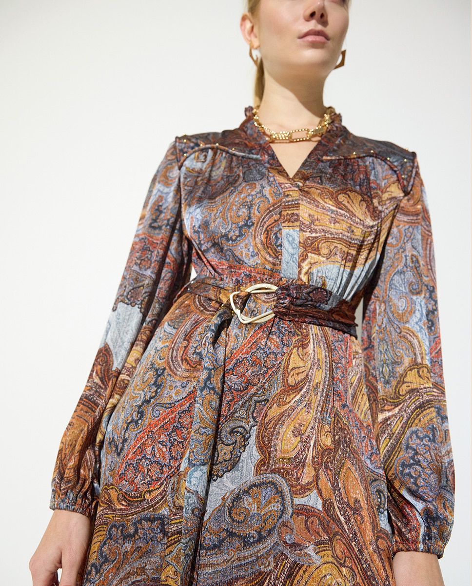 Vestido midi boho con detalles strass y cinturón con buckle dorado - Lola Casademunt - Multicolor Multicolor-4