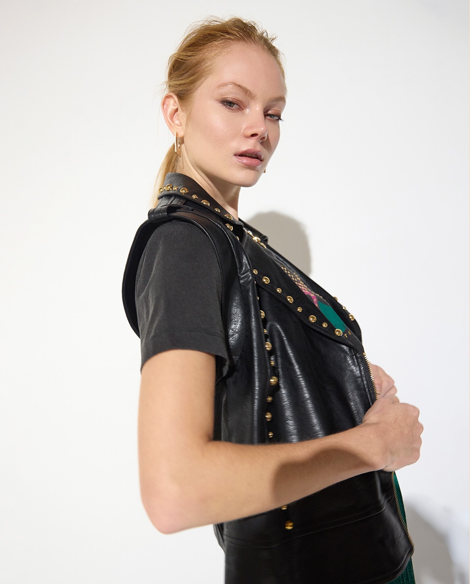 Chaleco de mujer perfecto efecto piel con tachas doradas - Lola Casademunt - Negro Negro-3