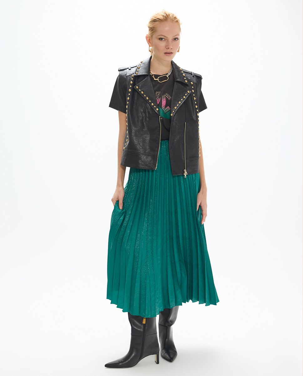 Chaleco de mujer perfecto efecto piel con tachas doradas - Lola Casademunt - Negro Negro-5