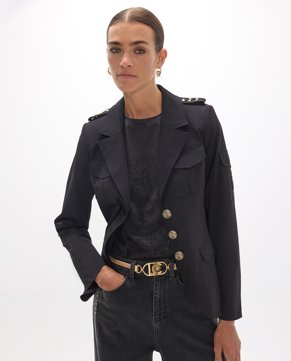Americana de mujer corta con bolsillos parche tafeta técnica - Lola Casademunt - Negro Negro-2