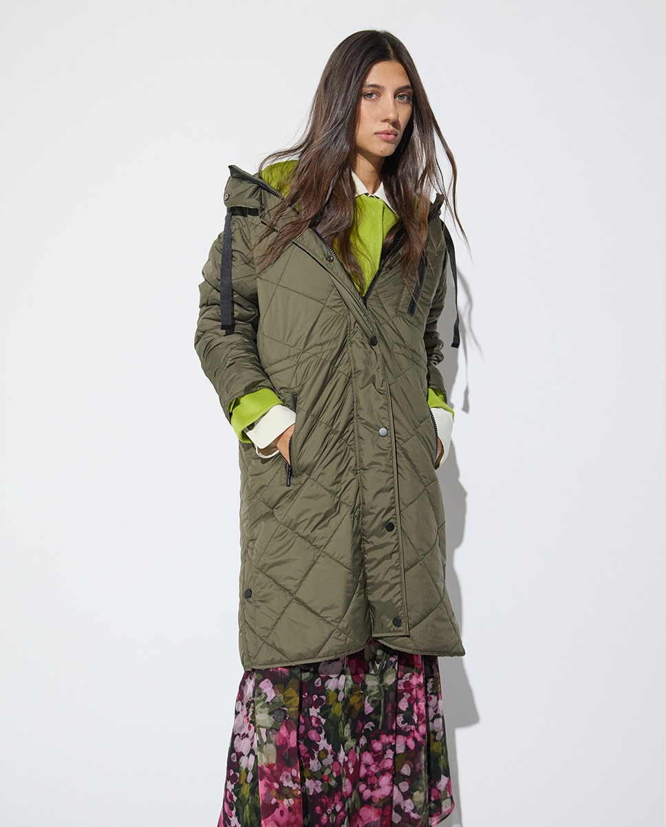 Acolchado de mujer ligero efecto piel con capucha - Lola Casademunt - Verde militar Verde militar-1