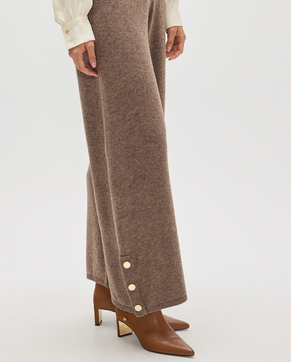 Pantalón de punto de mujer ancho con botones laterales bajo - Lola Casademunt - Marrón Marrón-4