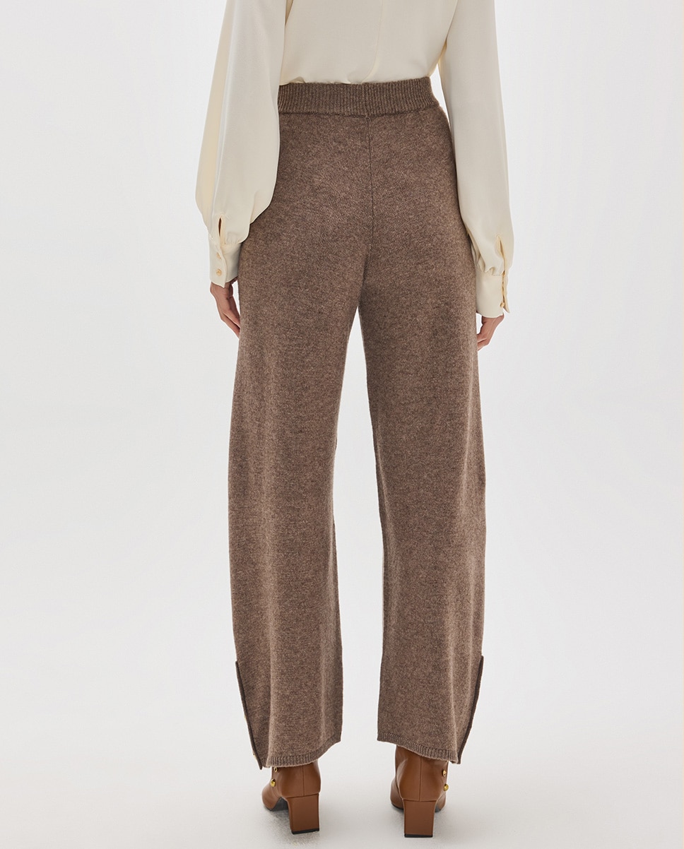Pantalón de punto de mujer ancho con botones laterales bajo - Lola Casademunt - Marrón Marrón-5