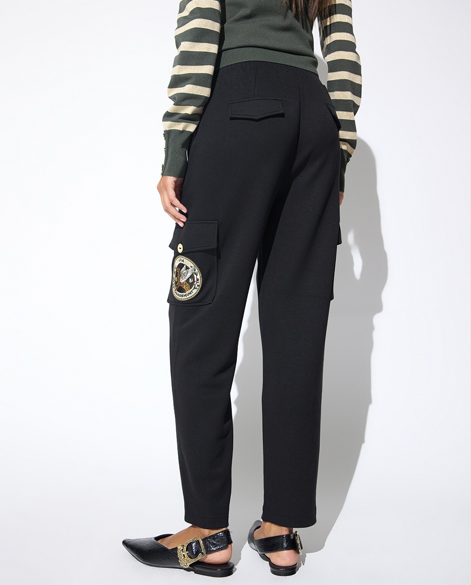 Pantalón recto de mujer con cordón de ajuste y bolsillo cargo - Lola Casademunt - Negro Negro-4