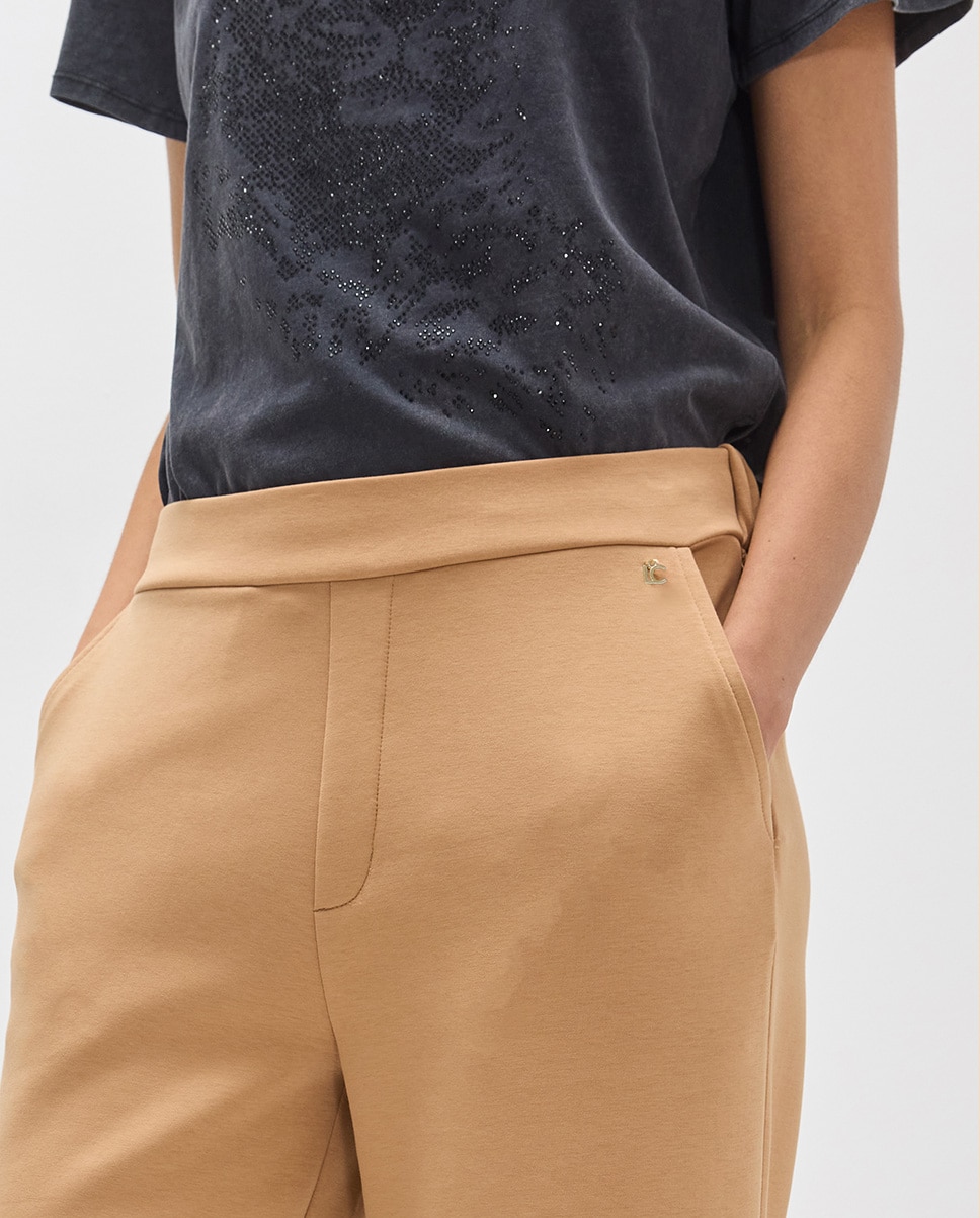 Pantalón jogger de mujer fit flare con bolsillos - Lola Casademunt - Caramelo Caramelo-4