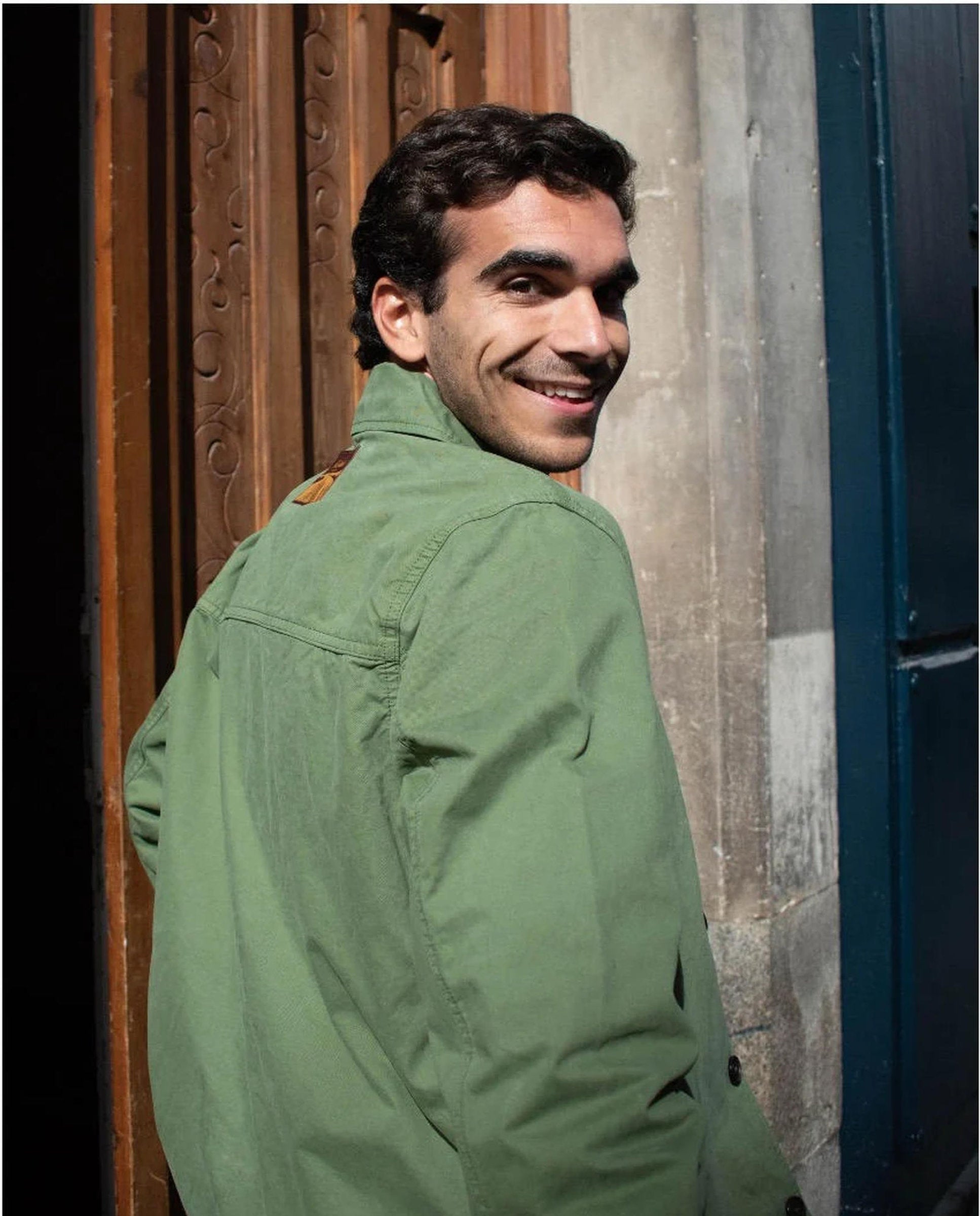 Imagen 2 de Cazadora de hombre de corte regular eric - Tintoremus Sttudio - Verde Verde