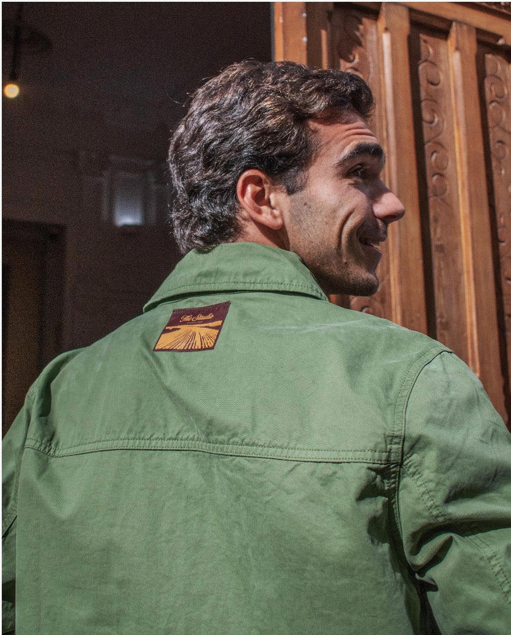 Imagen 4 de Cazadora de hombre de corte regular eric - Tintoremus Sttudio - Verde Verde