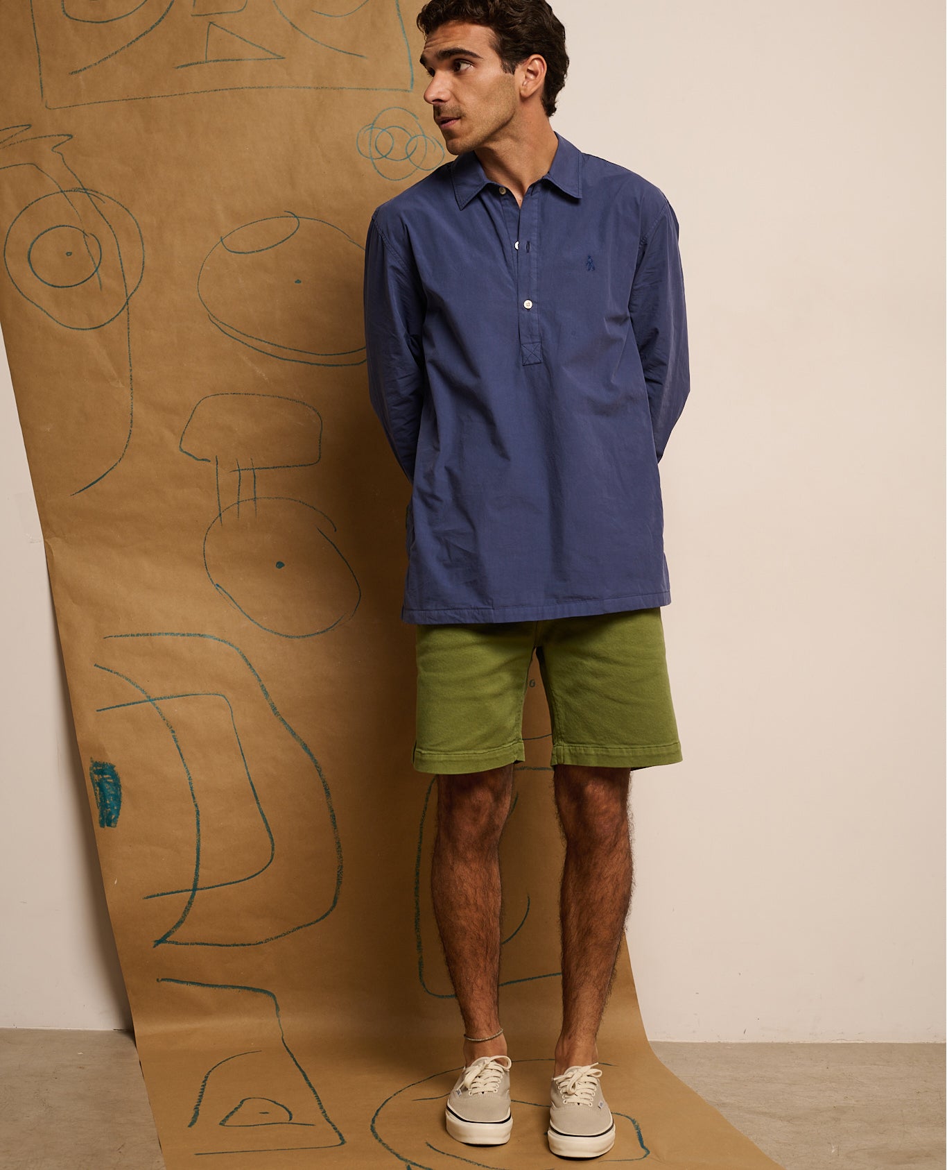 Imagen 4 de Pantalón corto clemen short de hombre dusty leave - Tintoremus Sttudio - Verde Verde