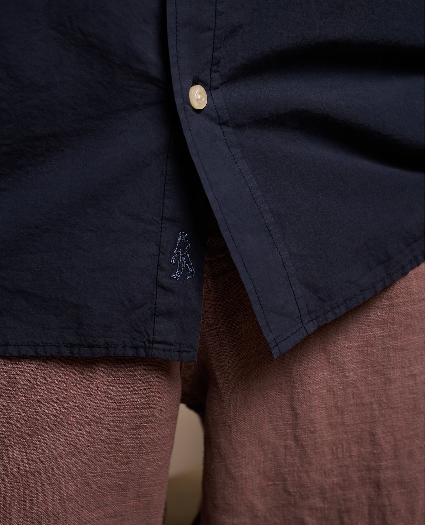 Imagen 2 de Camisa james de hombre relaxed factory white - Tintoremus Sttudio - Azul Azul