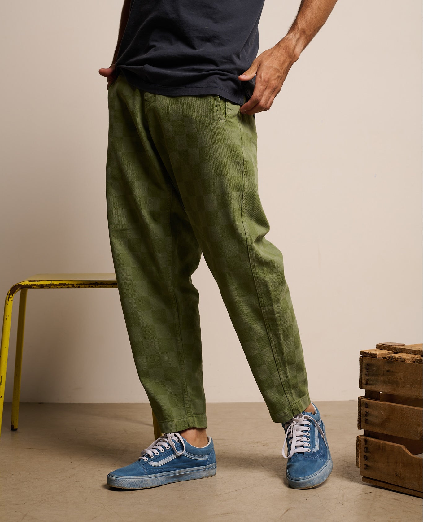 Imagen 0 de Pantalón chino cosme checks green de hombre capri Verde