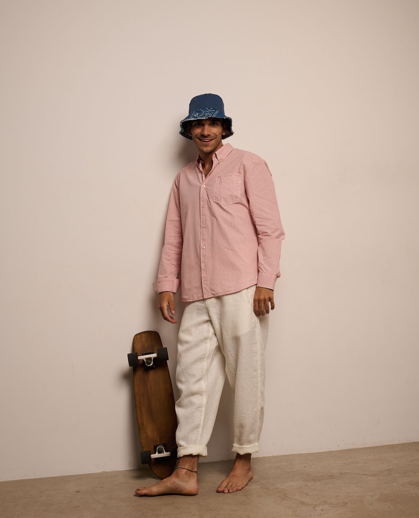 Imagen 3 de Camisa james de hombre relaxed factory white - Tintoremus Sttudio - Rosa Rosa
